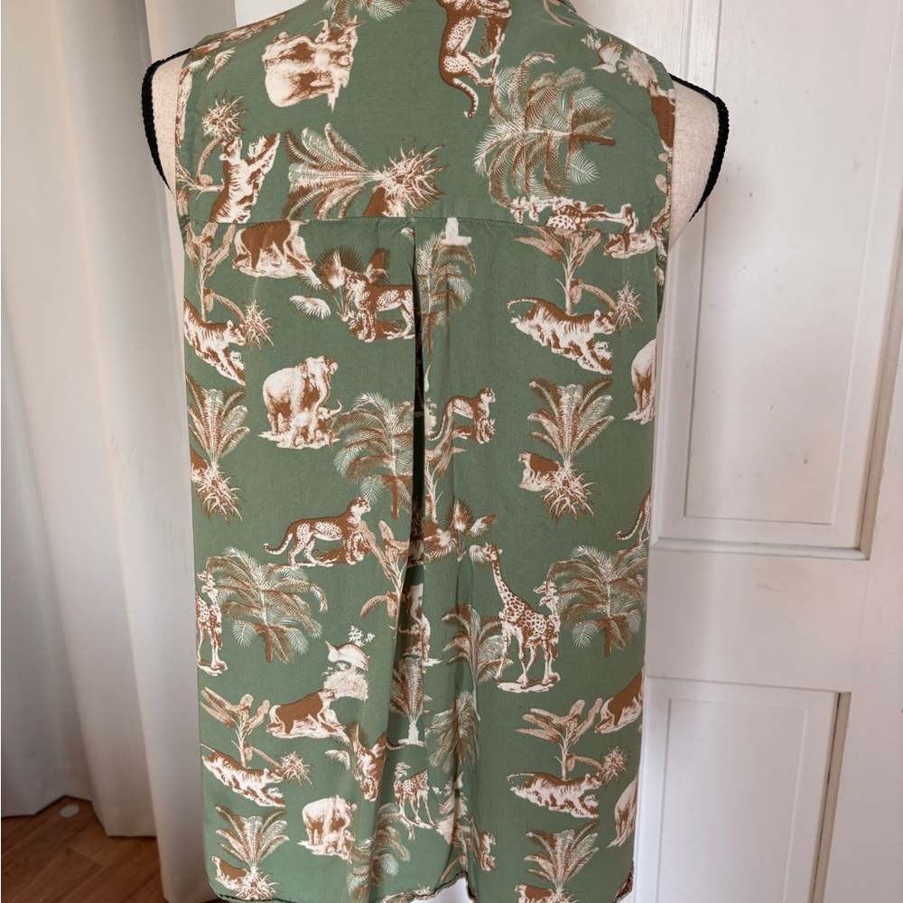 Sleeveless Button-Front Tropical Animal Print Top in Sage - Picture 5 of 7